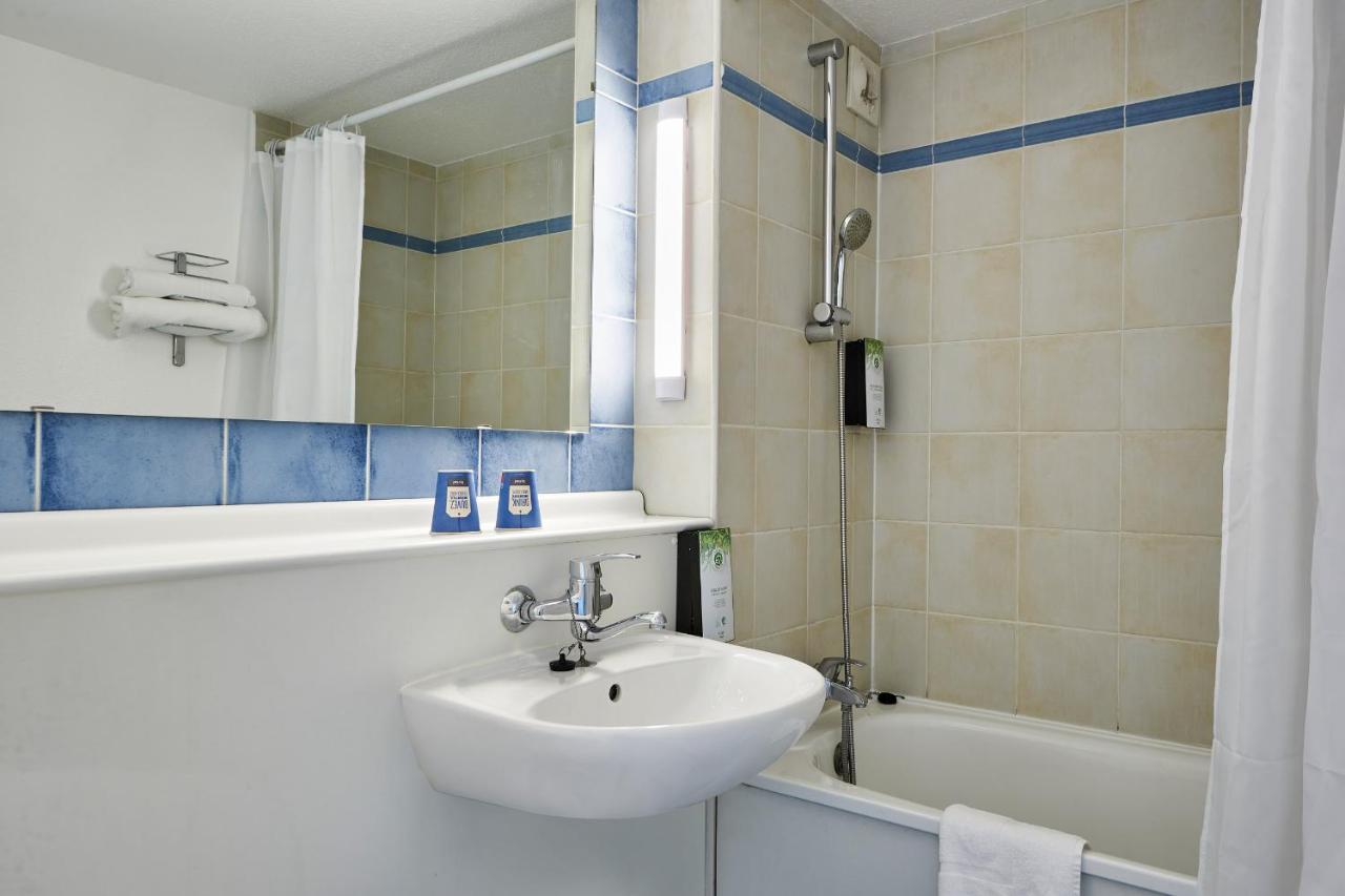 Kyriad Tarbes Bastillac Exteriér fotografie
