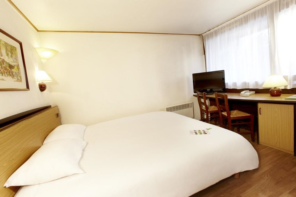 Kyriad Tarbes Bastillac Pokoj fotografie